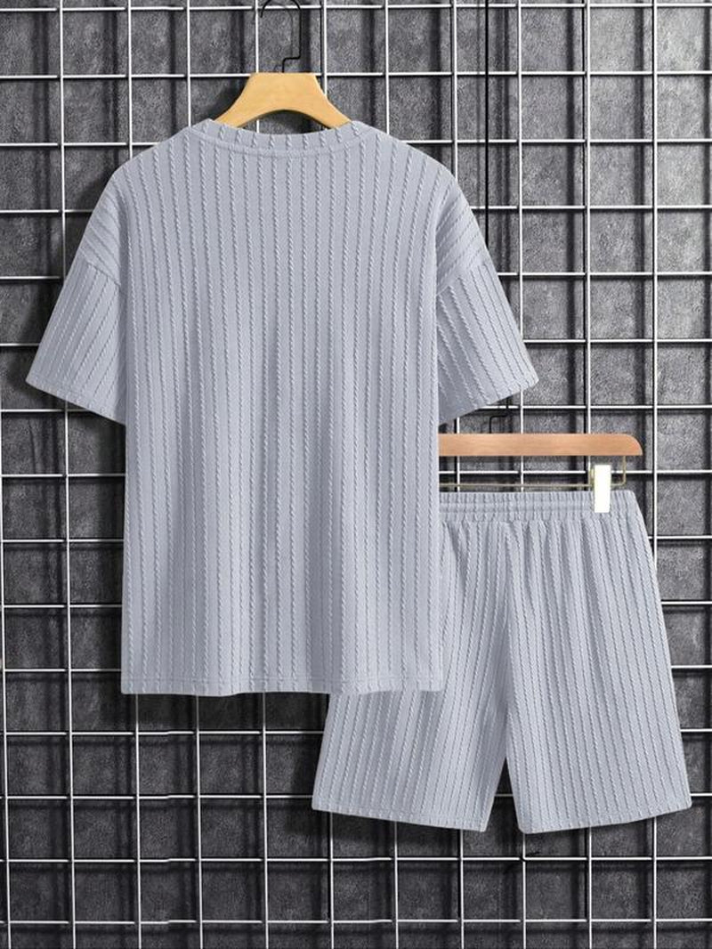 Two-Piece Set Men'S Solid Textured Drop Shoulder Short Sleeve Tee & Drawstring Waist Shorts Set, Spring & Summer Clothes, Back to School Loose Casual Fashion Crew Neck T-Shirt & Pocket Shorts for Daily Outdoor Wear, Men Outfits, Fall Outfits